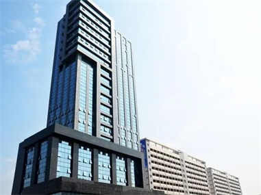 山東潤(rùn)銀護(hù)欄有限公司